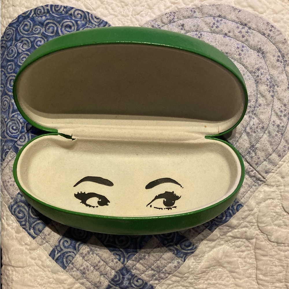 Kate Spade Sun glasses Case